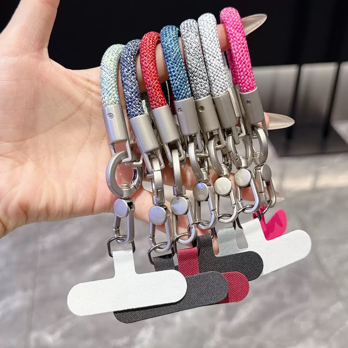 Uniwersalna smycz do kluczy z  – Phone Accessories Android recenzja i cena