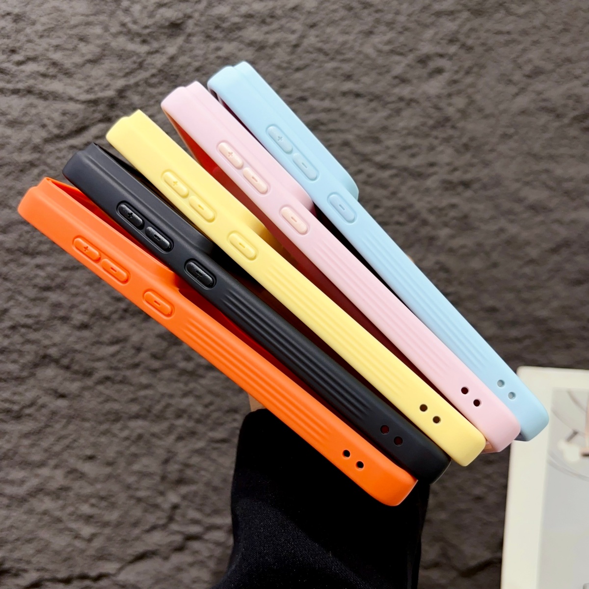 Etui na telefon Candy Color Ma – Magsafe Wireless Charger recenzja i cena